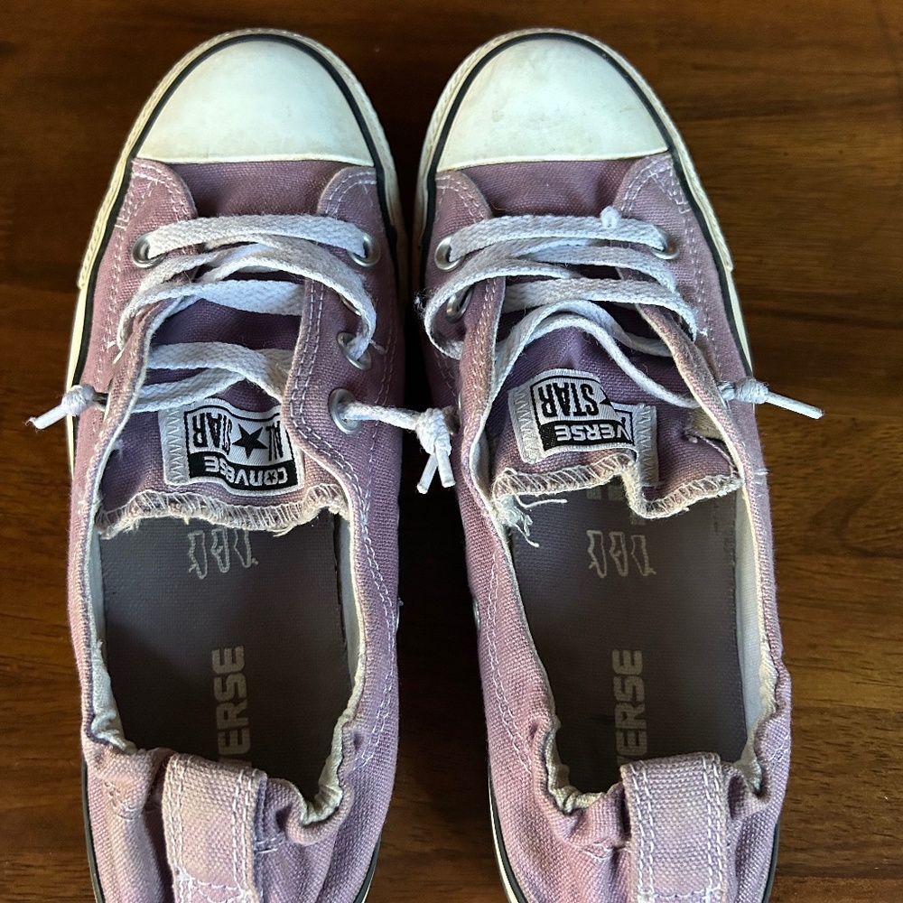 Converse All-Stars lavender slip-ons (size 7.5)